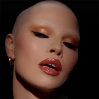 Kimshies – YVES SAINT LAURENT