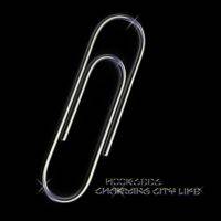 Hoorsees – new single ‘Charming City Life’