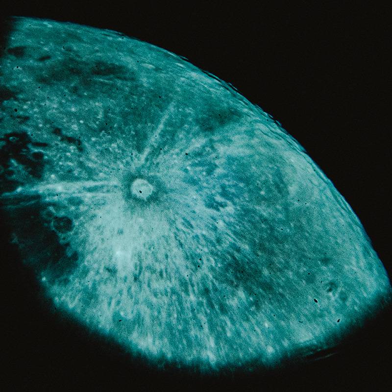 cover of single ep album Bada-Bada – Quiet Moon